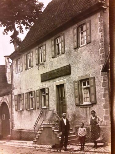 Fassade eines Hauses 1930