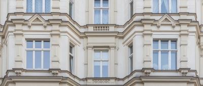 Fassade eines denkmalgeschützten Jugendstil-Gebäudes