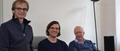 Sehr zufrieden mit dem Ergebnis: Schreiner Wittmann, Architekt Stadler und Bauherr Müller