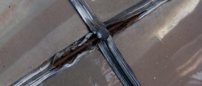 Karniesbleistreifen mit innerer Drahtverstärkung