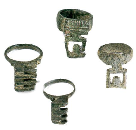 Historischer Ehering mit Schlüsselfunktion