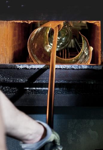 Glätten des mundgeblasenen Glaszylinders