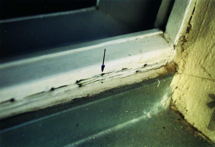 erneuerte äußere Fensterbleche im Rahmen der Restaurierung