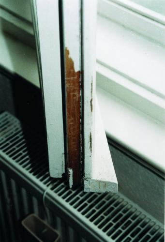 unsaubere Spanabnahme nach Versuch die Spaltluft im Konstruktionsfalz zu vergrößern