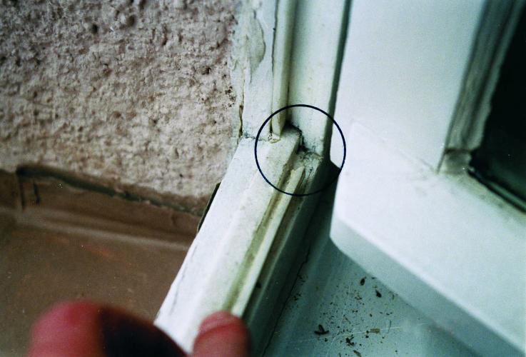 unzureichend verarbeitete Dichtprofile