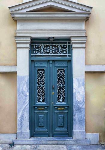 historische-haustuer-Klassizismus