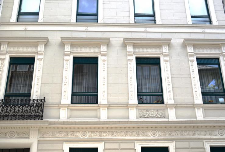 aufwendig verzierte Fassade