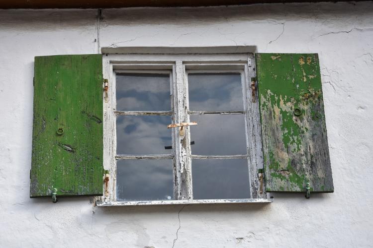 Zustand der Fenster vor der Sanierung