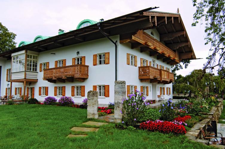 Zustand nach der Sanierung Seitenansicht