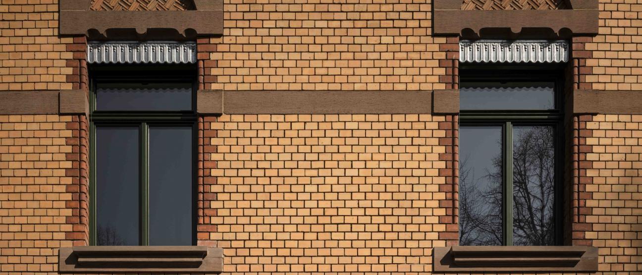 Lambrequin als funktionale Zierform